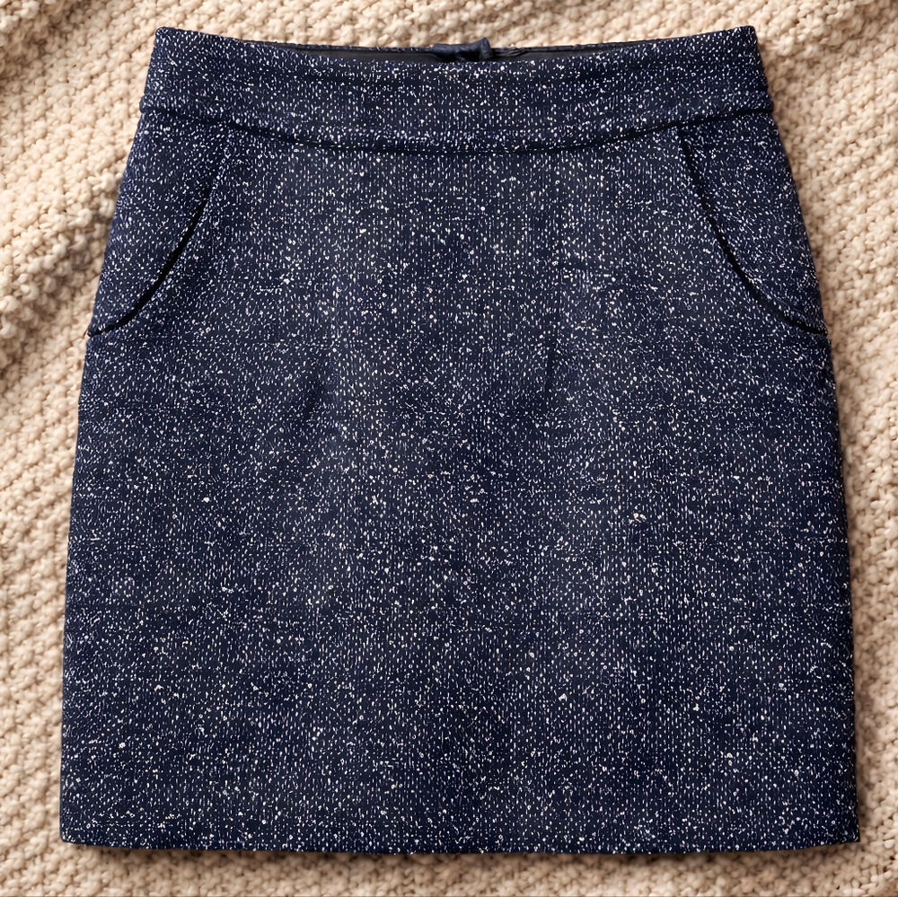 CAbi Black Wool Blend‎ Blair Style Pencil Skirt - Size 8